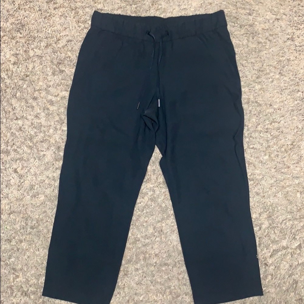Lululemon On the Fly crop luxtreme